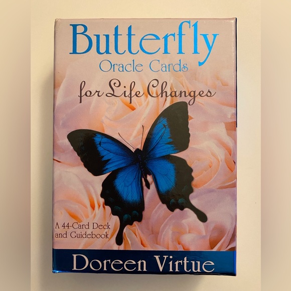 Doreen Virtue - Butterfly Oracle for Life Changes 44-Card Deck and Guidebook - Picture 2 of 4